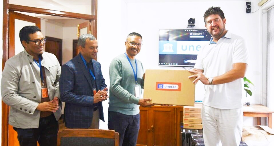 UNESCO Provides Equipment Support for Community Radios Damaged by Earthquakes